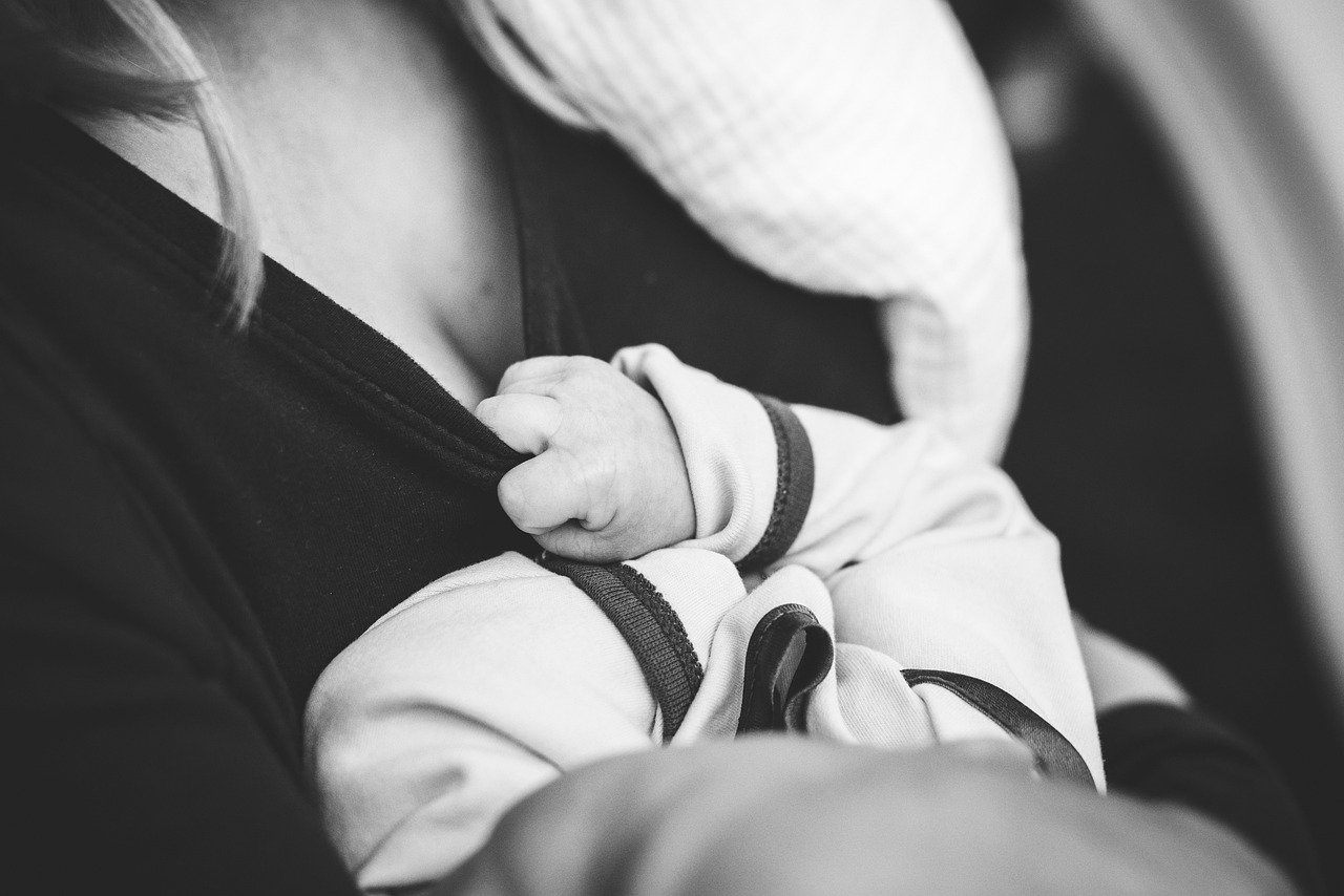育児休業給付金申請方法の手続きはどうすればいい？